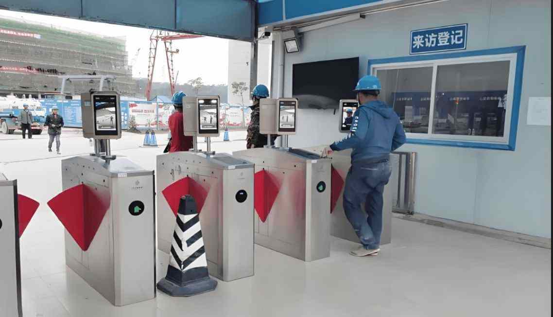 智慧工地人臉識別技術(shù)，為工地安全保駕護航