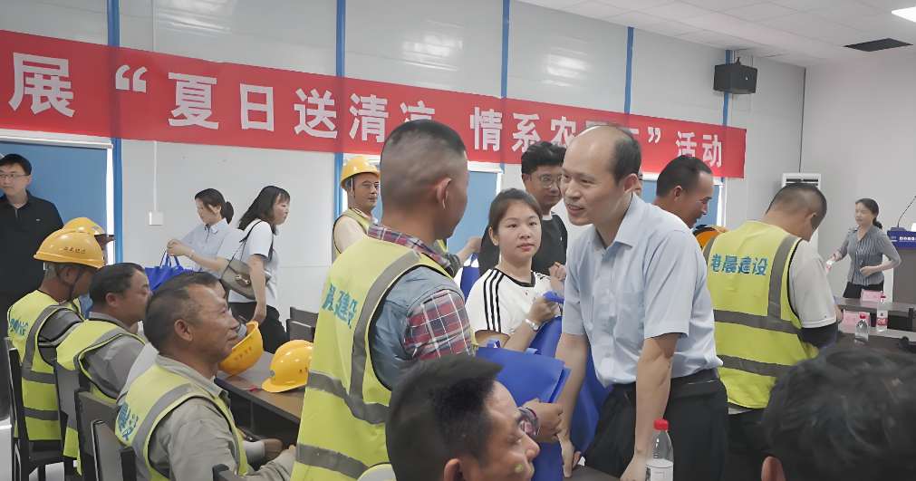 工資監(jiān)管系統(tǒng)護(hù)航農(nóng)民工！岳陽市啟動保障工資支付的“安薪”新計(jì)劃